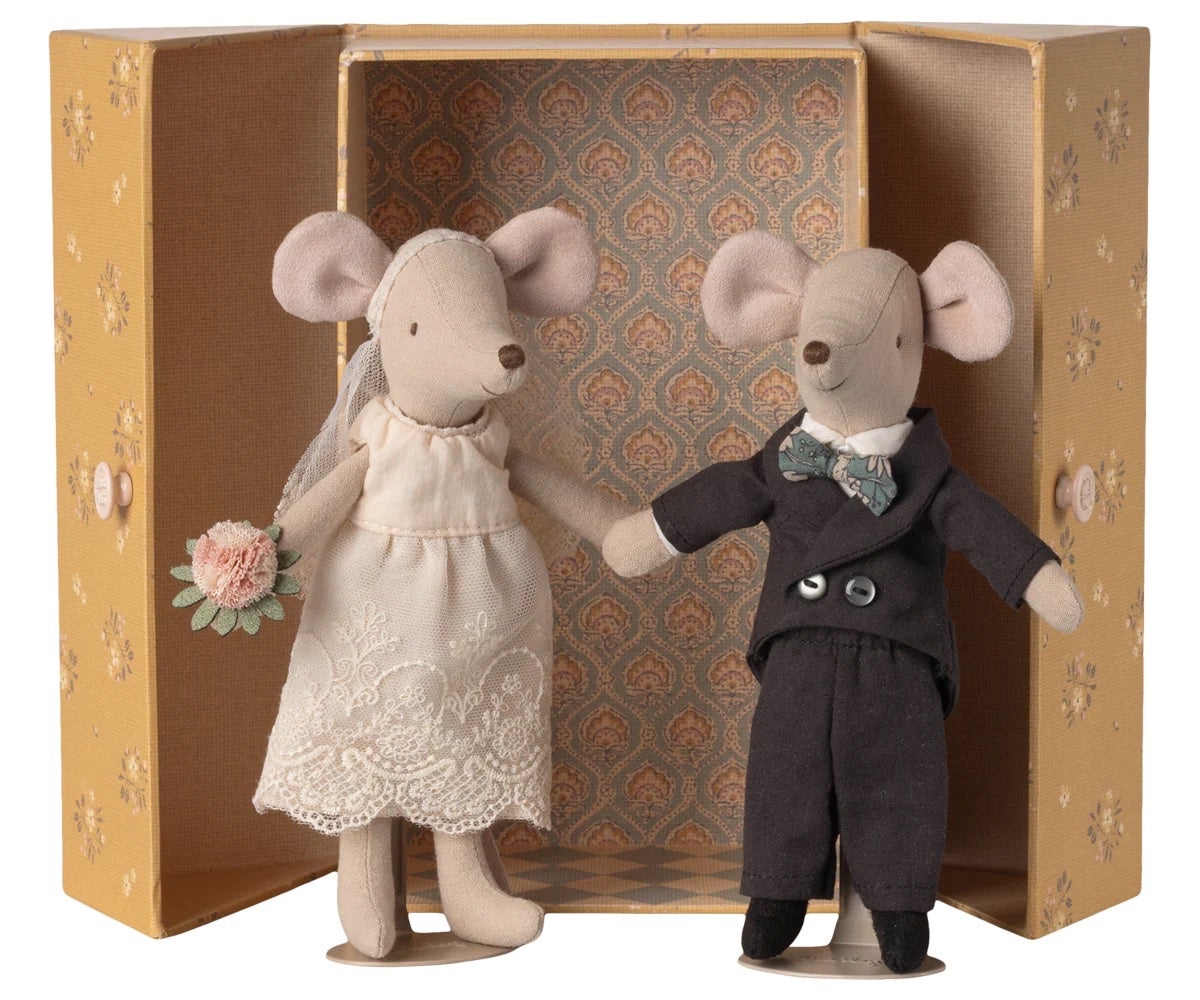 Wedding Mice in a Box - Maileg, photo 1 of 4