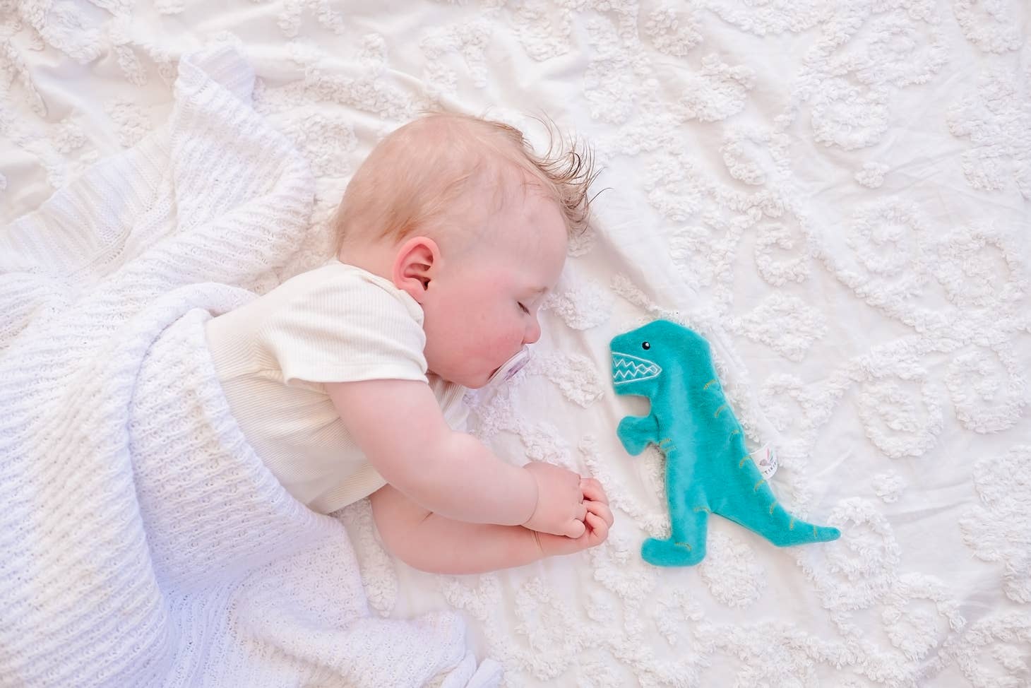 T-Rex Scrunchies Toy - Tikiri Toys - Fair Trade, photo 3 of 3
