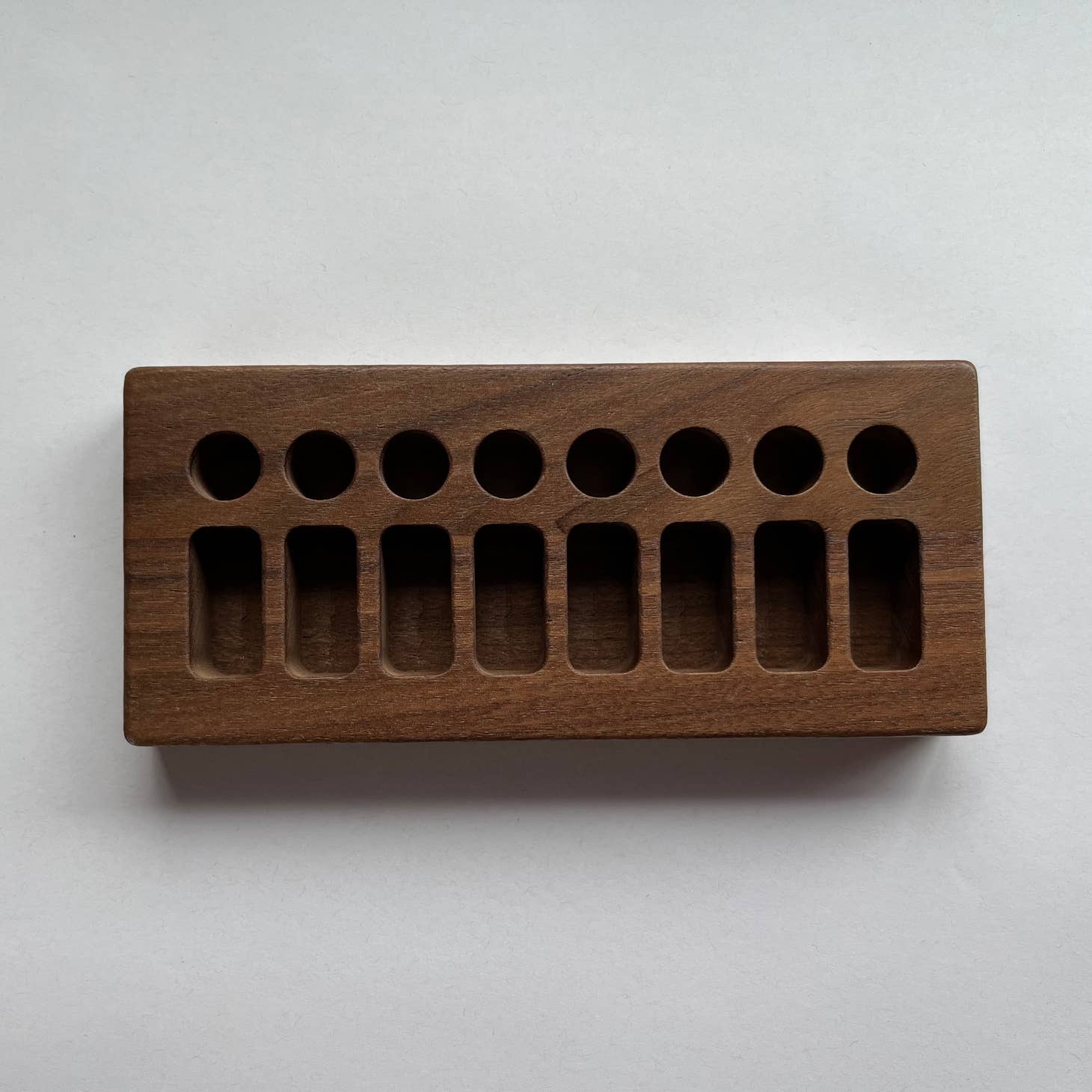 Wooden Crayon Holder for 8 Sticks or 8 Blocks - Filana, photo 2 of 3