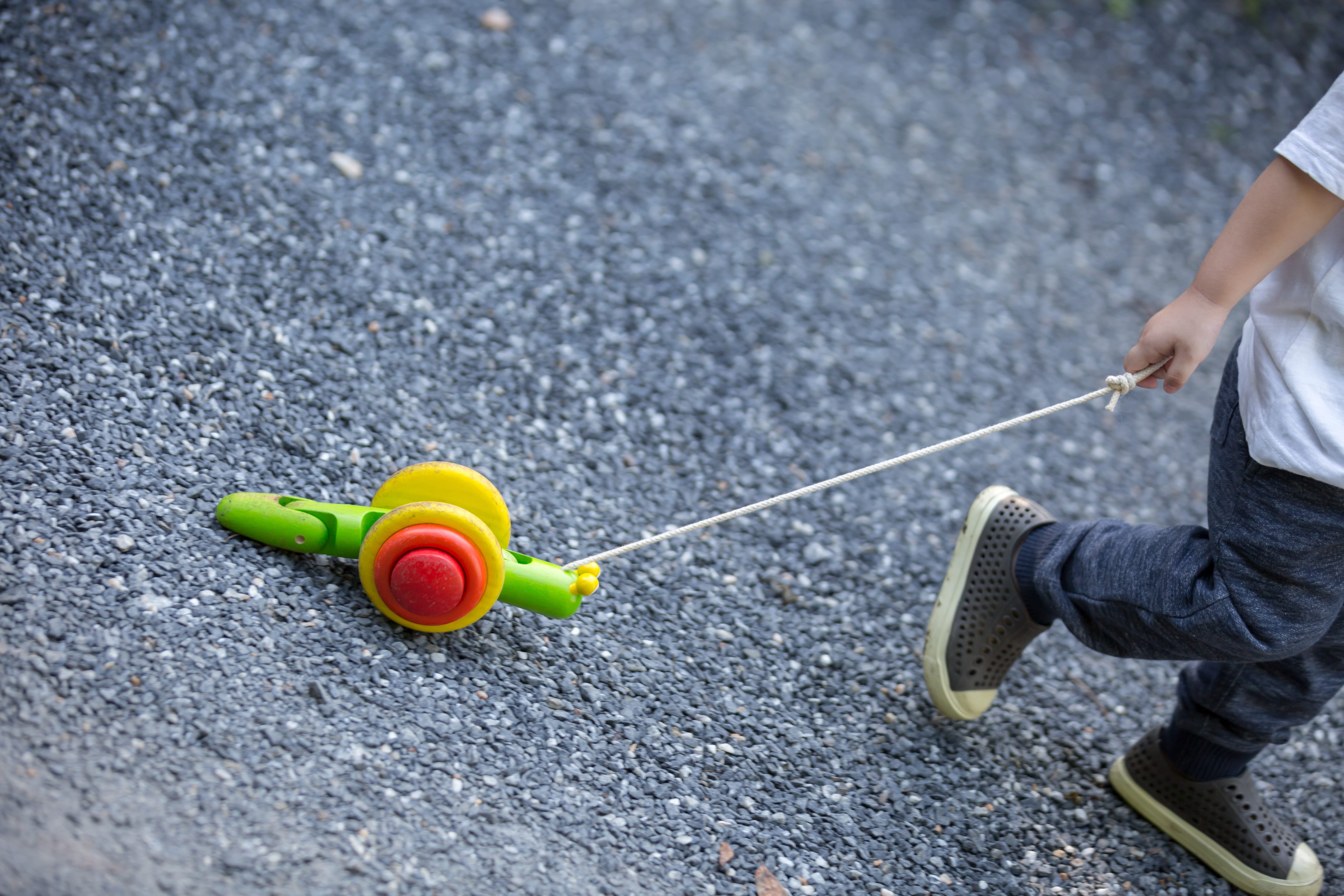 Pull Along Snail - PlanToys, photo 3 of 4