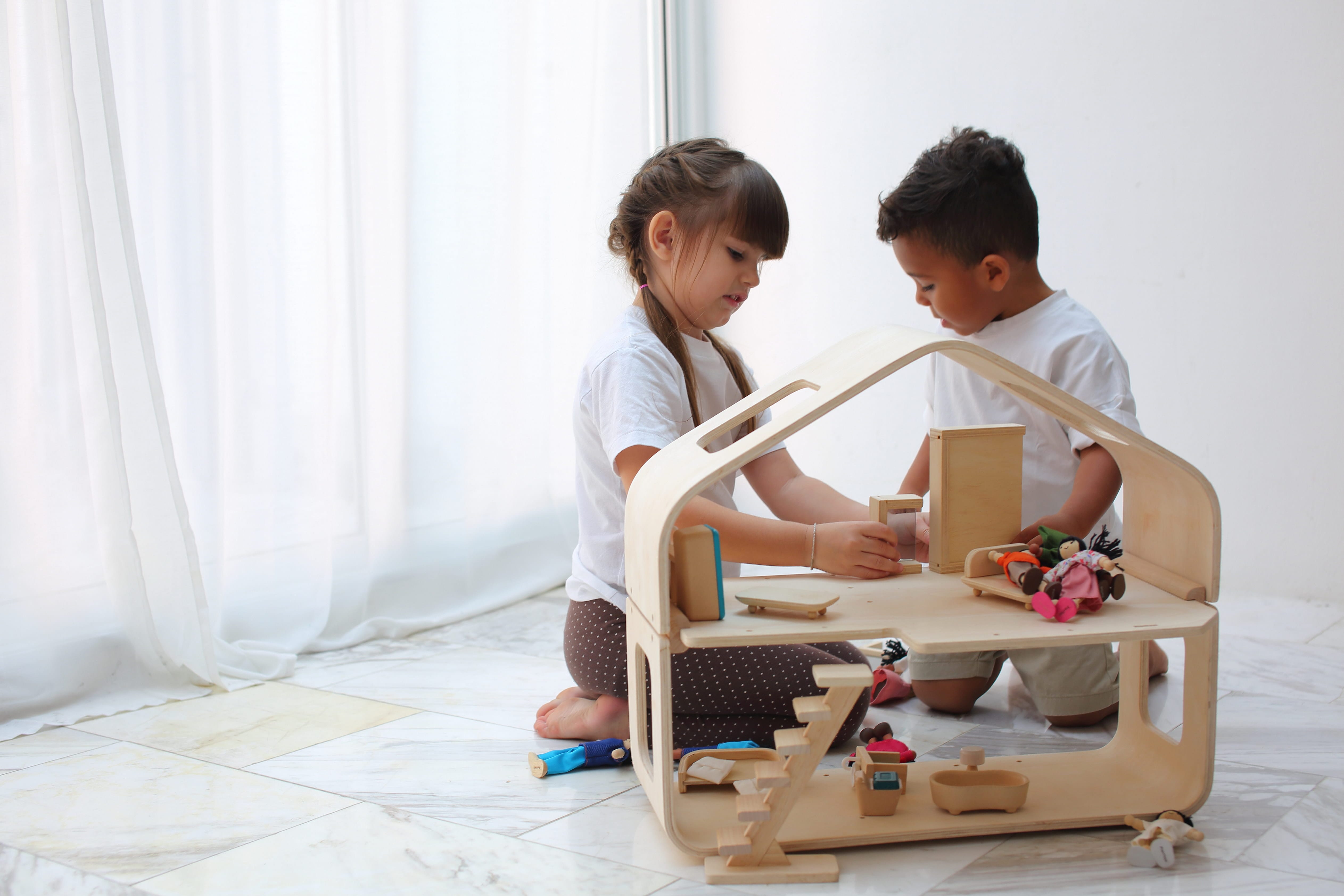 Contemporary Dollhouse - PlanToys, photo 5 of 6