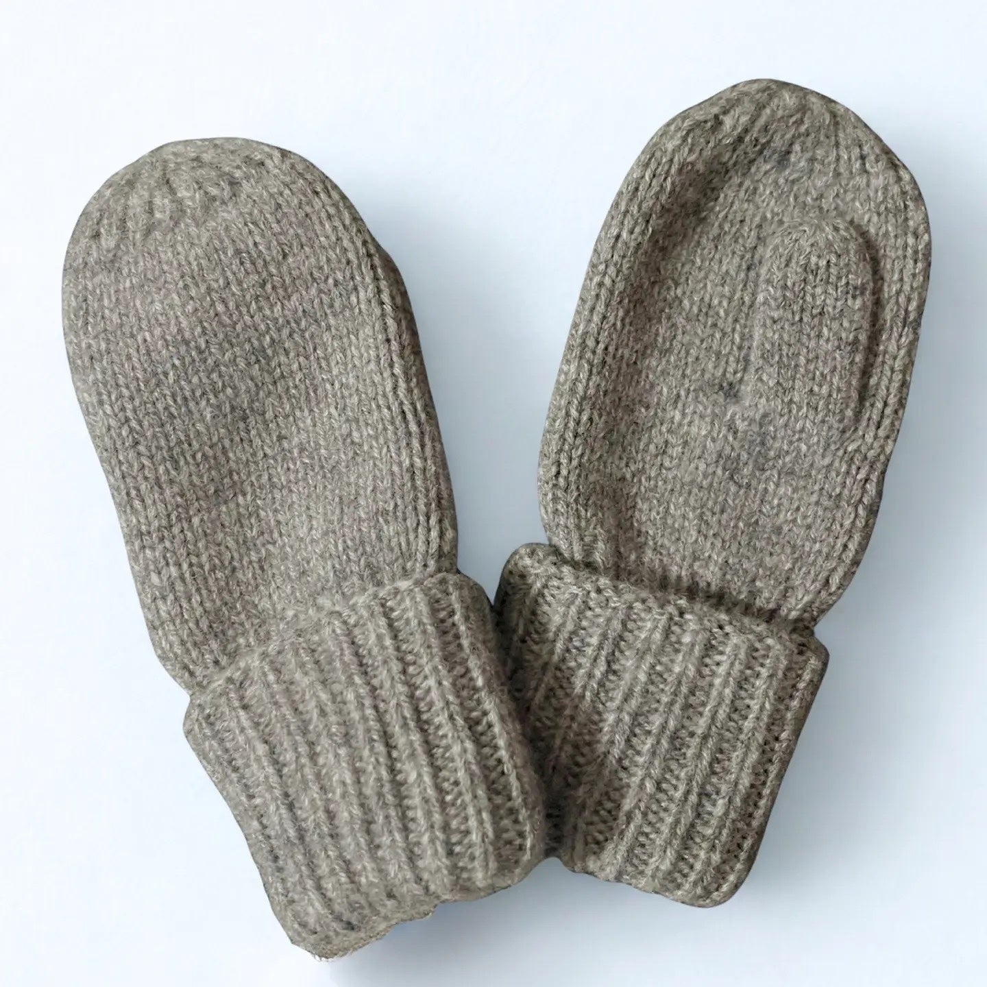 Knitted Merino Wool Mittens - Pebble Grey - Oaki
