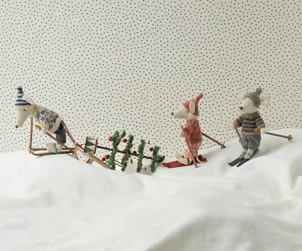 Big Sister Winter Mouse with Ski Set - Maileg, photo 2 of 4