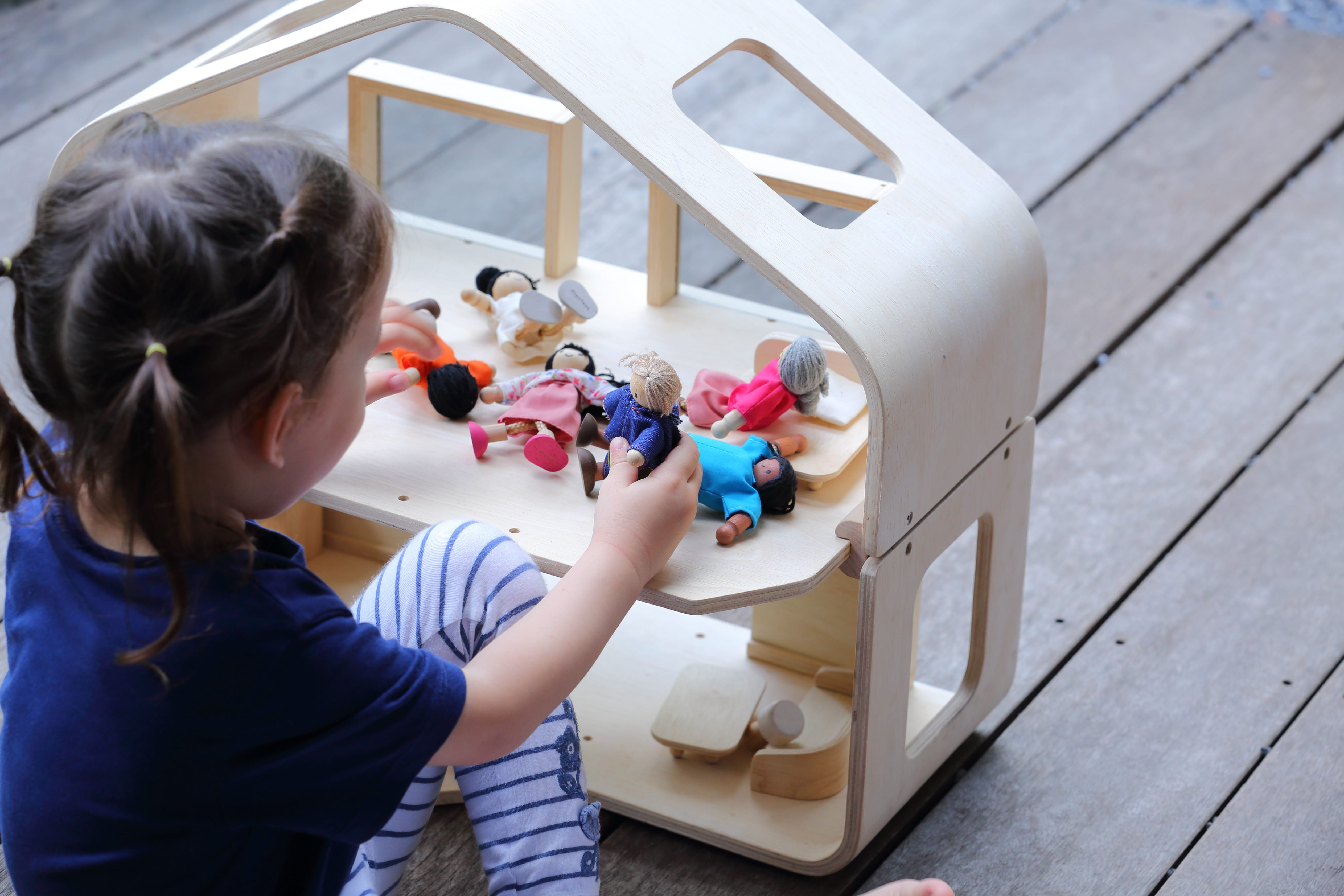 Contemporary Dollhouse - PlanToys, photo 3 of 6